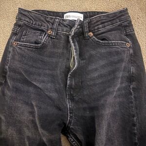 Women’s Zara Black Jeans